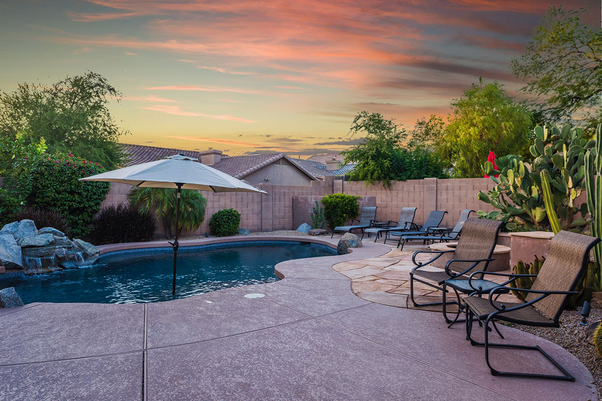 beautiful terrace with pool short term 360